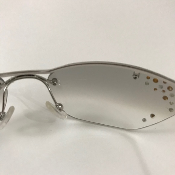 Dior Cat-Eye with Crystals Sunglasses - Picture 5 of 8